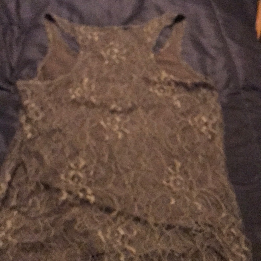 Tank - Picture 4 of 4